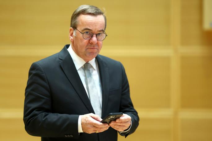 Pistorius: ABŞ-ın müdafiə qabiliyyətlərində boşluq yaranır