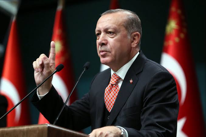 Ərdoğan: Bir zamanlar region üçün xəyal sayılan meqalayihələr Azərbaycanla birgə uğurla icra olunub