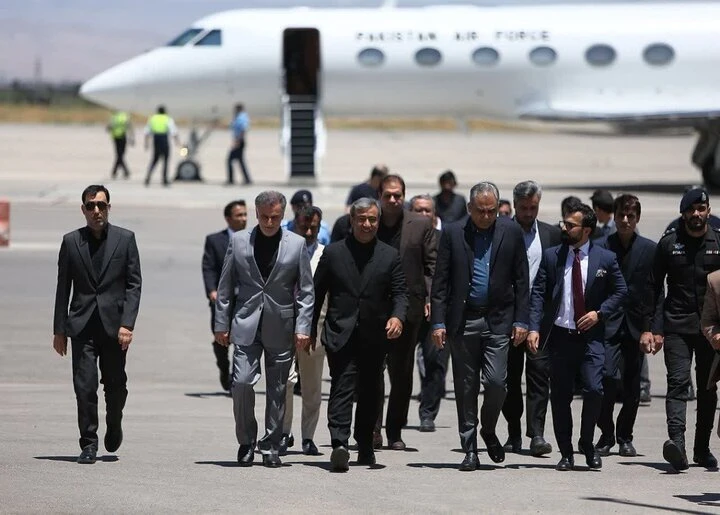Pakistanlı nazir İrana gedəcək