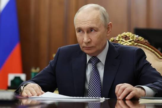 Putin: NATO ölkələri Rusiya ilə müharibəyə hazırlaşır