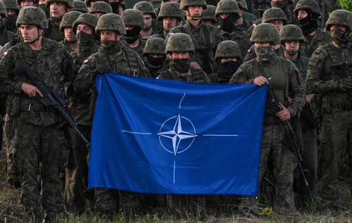 KİV:  NATO ölkələri Rusiya ilə müharibə vəziyyətində müdafiələrini gücləndirir