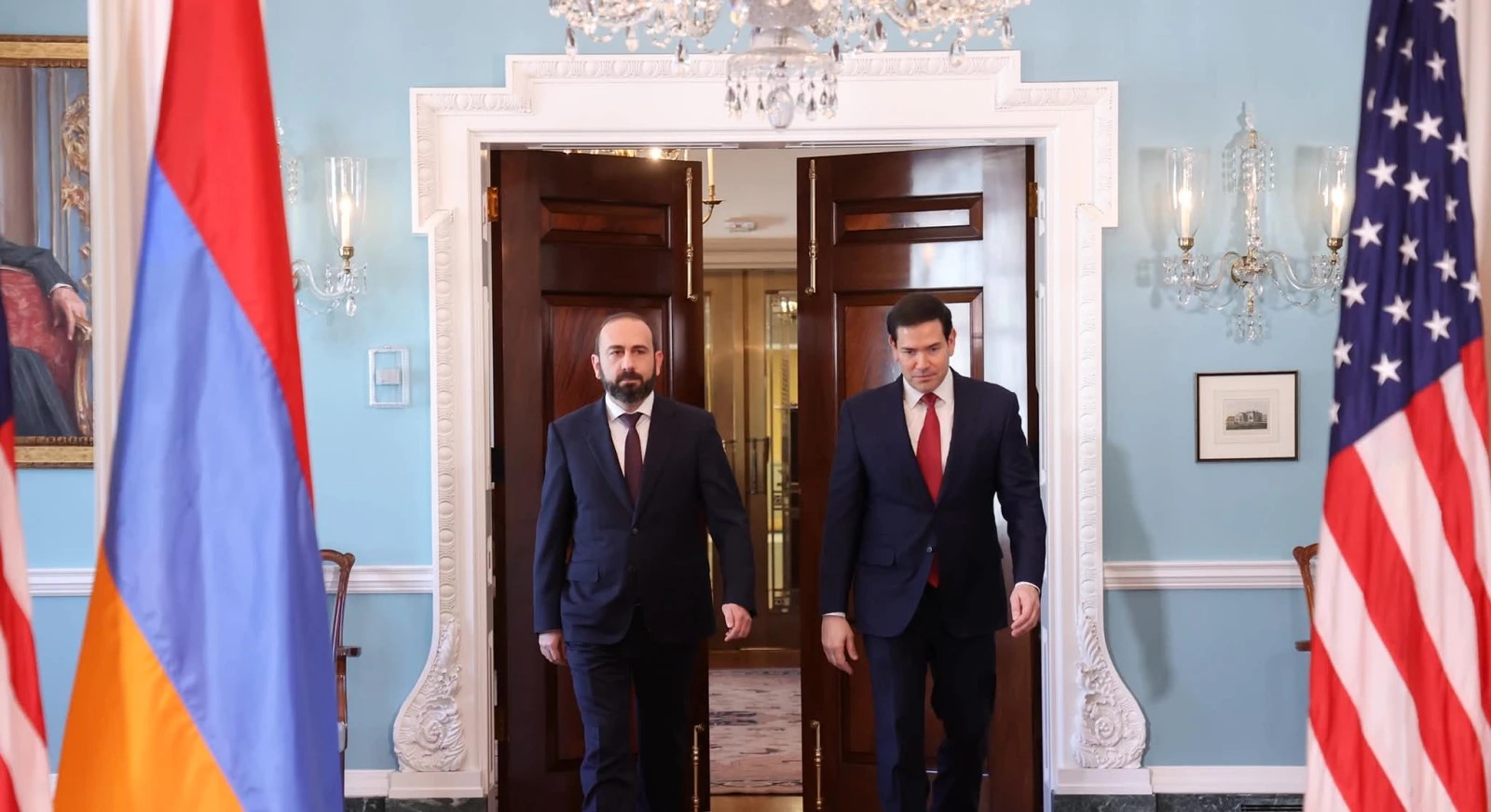 Rubio İrəvanı tərk edib