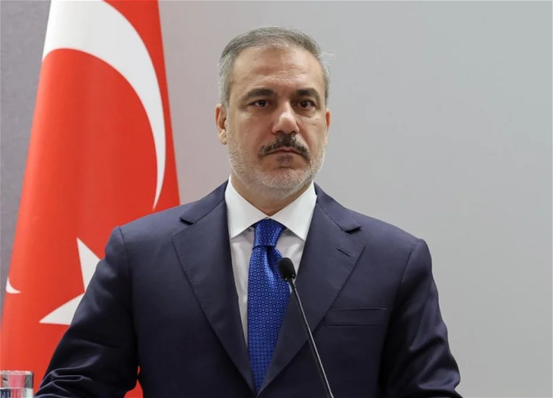 Hakan Fidan Əraqçi ilə danışdı