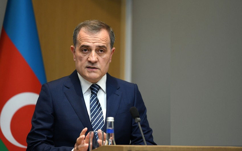 Bayramov polşalı həmkarı ilə Cənubi Qafqazı və Ukraynaya dəstəyi müzakirə edib