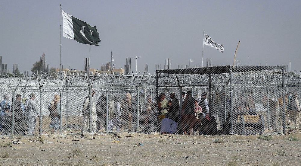 Əfqanıstan Pakistana qarşı hərbi əməliyyatları dayandırdı