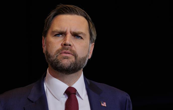 Vens Macarıstana səfər edəcək