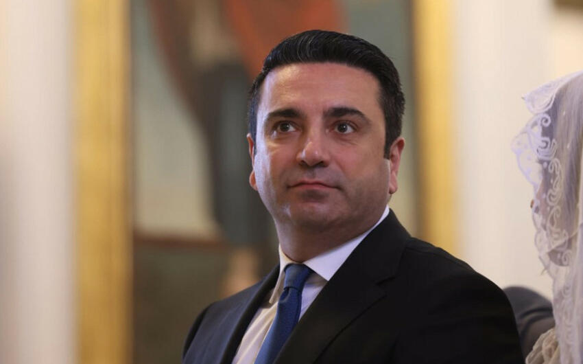 Simonyan belçikalı deputatlarla Azərbaycanla sülh prosesini müzakirə etdi