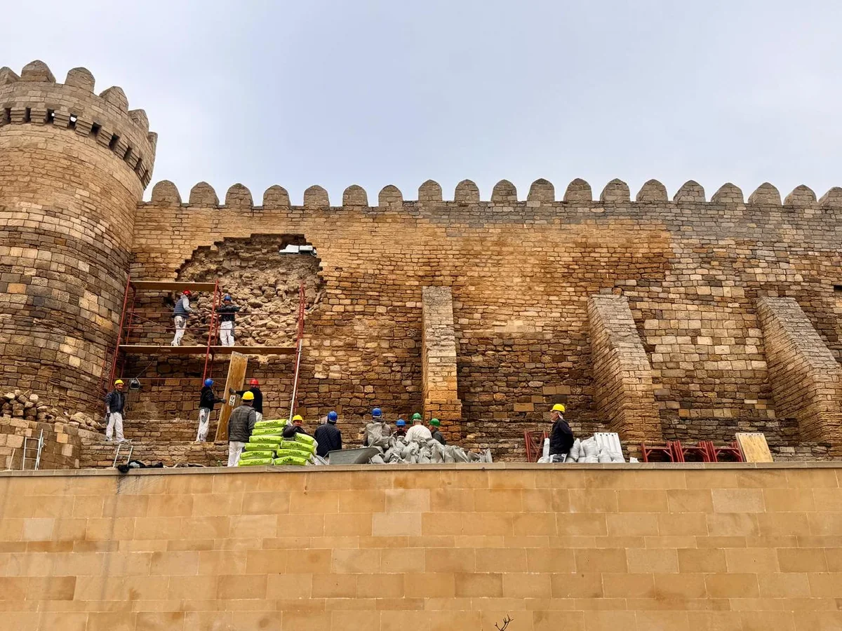 İçərişəhər Qala divarının dağılan hissəsində təcili tədbirlər görüləcək