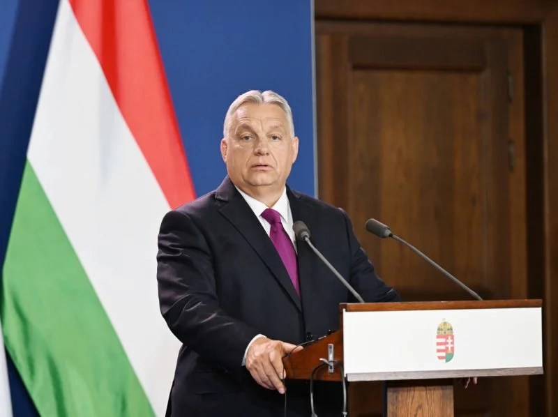 Macarıstan siyasi cəhətdən Aİ-dən daha çox ABŞ-a daha yaxındır - Orban