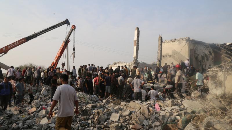 İran: ABŞ-İsrail hücumlarında 125.630 mülki tikiliyə zərər dəyib