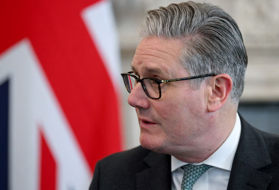 Starmer: Trampın tənqidi Britaniyanı İranla müharibəyə qoşulmağa məcbur etməyəcək