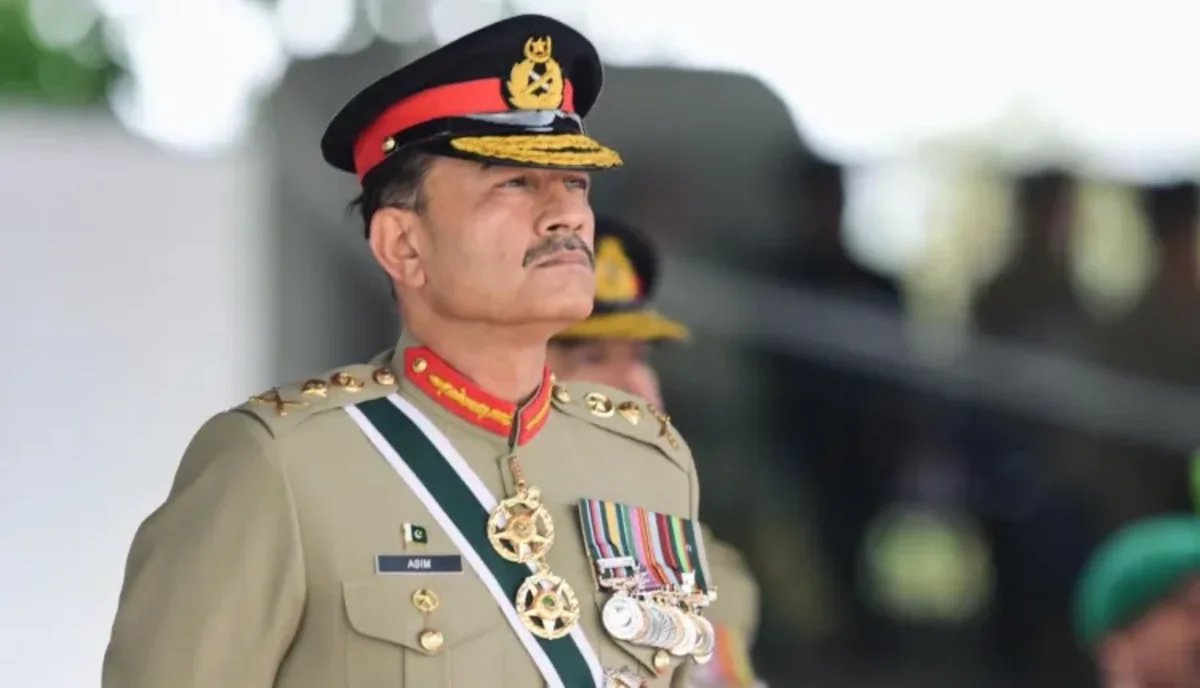 Pakistan ordusunun baş komandanı Tehrandadır