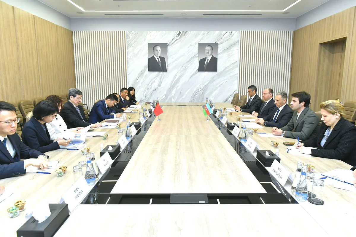 Azərbaycan Çin ilə nəqliyyat sahəsində əməkdaşlığı müzakirə edib