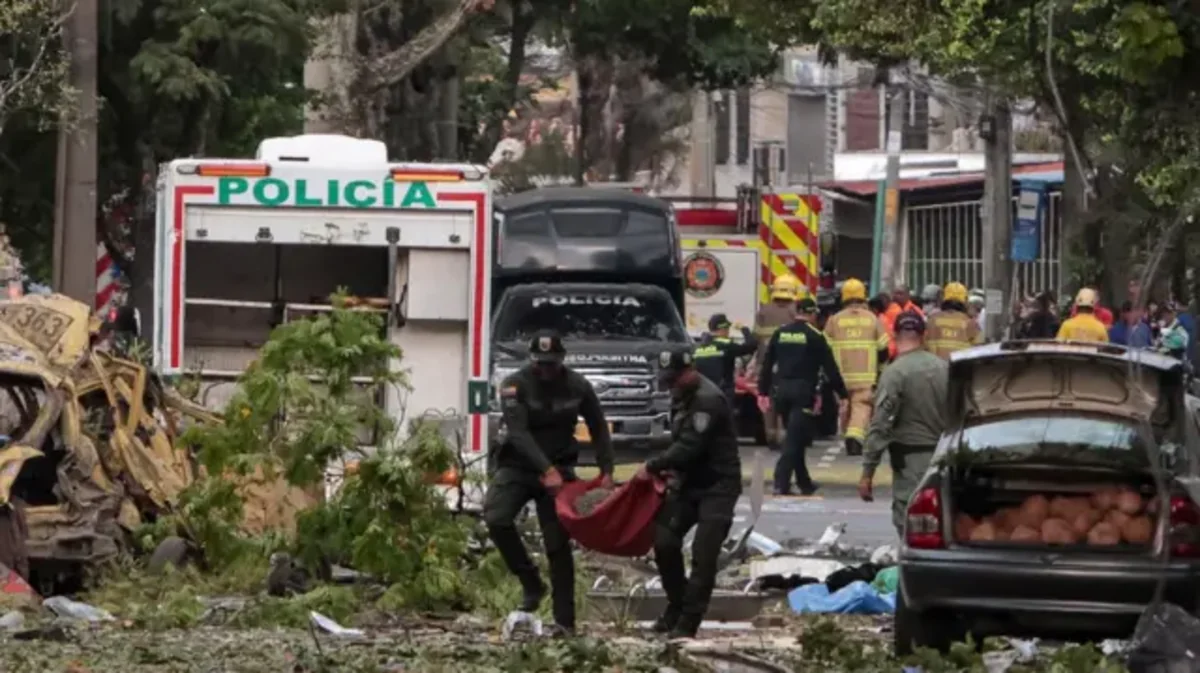 Kolumbiyada terror aktı:  14 nəfər həlak oldu