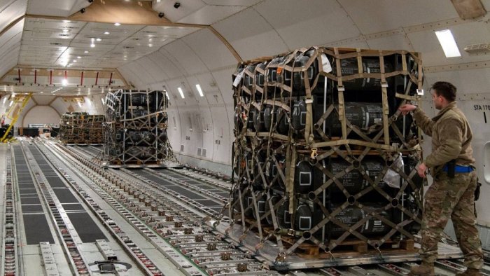 Pentaqon Ukraynaya 400 milyon dollarlıq hərbi yardım göndərib