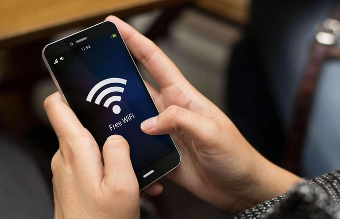 Pulsuz Wi-Fi -dan istifadə zamanı diqqətli olaq - EKSPERTDƏN XƏBƏRDARLIQ