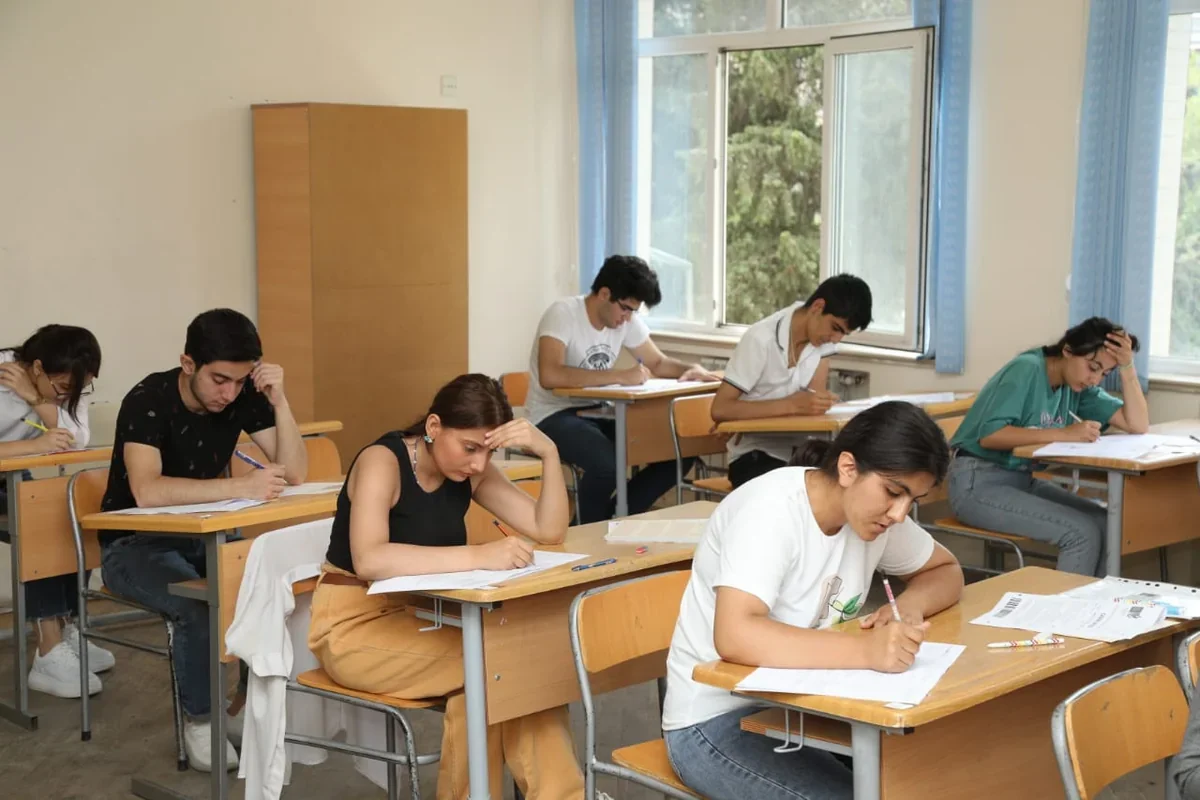 55 mindən çox şagird buraxılış imtahanı verəcək